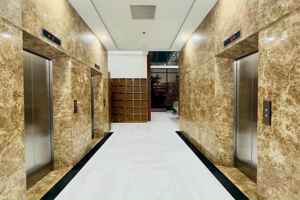 Love Home-Luxuryapart 2Bed-Pool&Sunrise View-5'Trang Tien Hue Zewnętrze zdjęcie